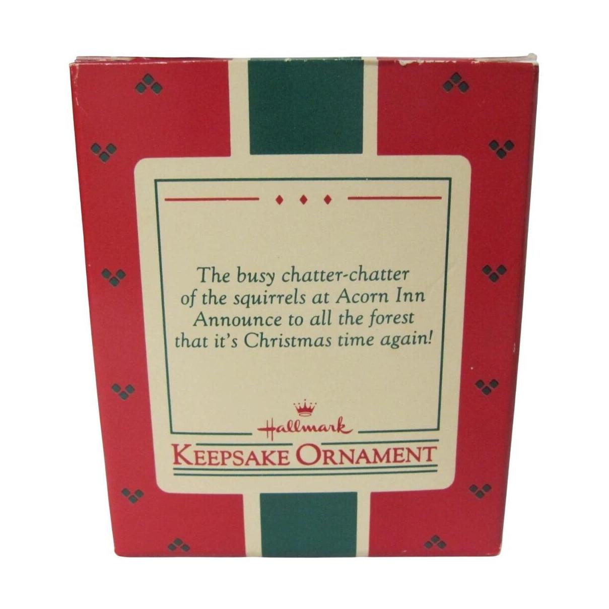 1986 Acorn Inn Hallmark Ornament (Animal) QX4243