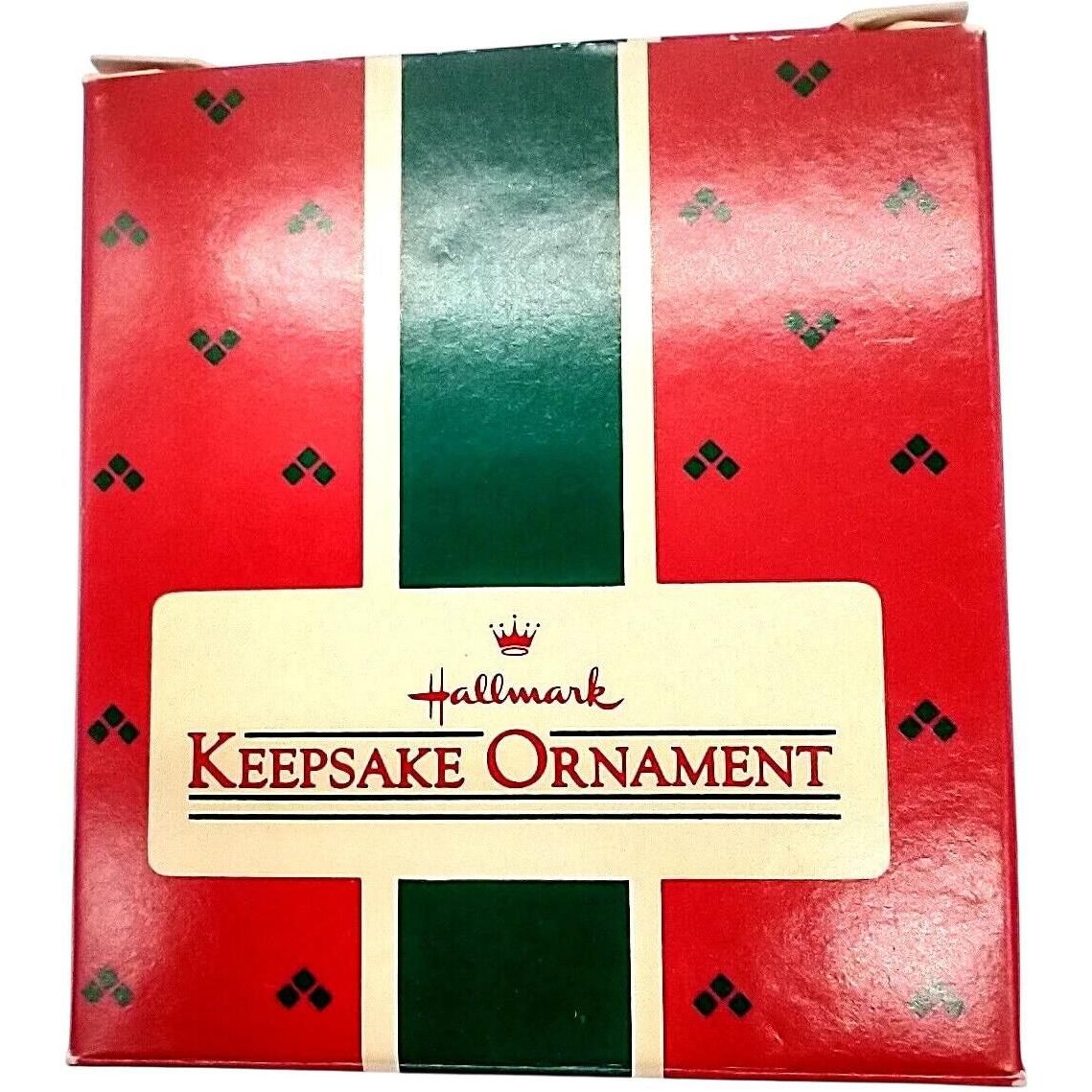 1986 Merry Koala Hallmark Ornament (Animal) QX4153
