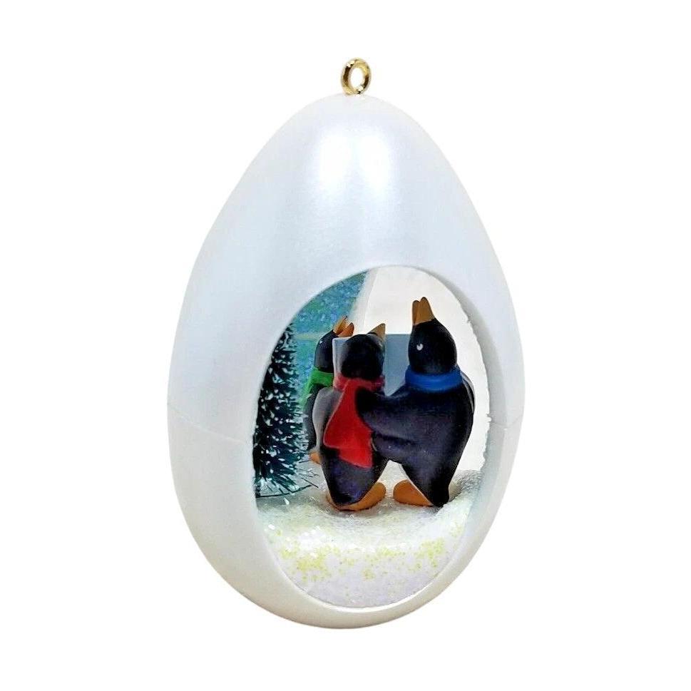 1991 Polar Carols Hallmark Ornament (Winter Surprise) QX4277