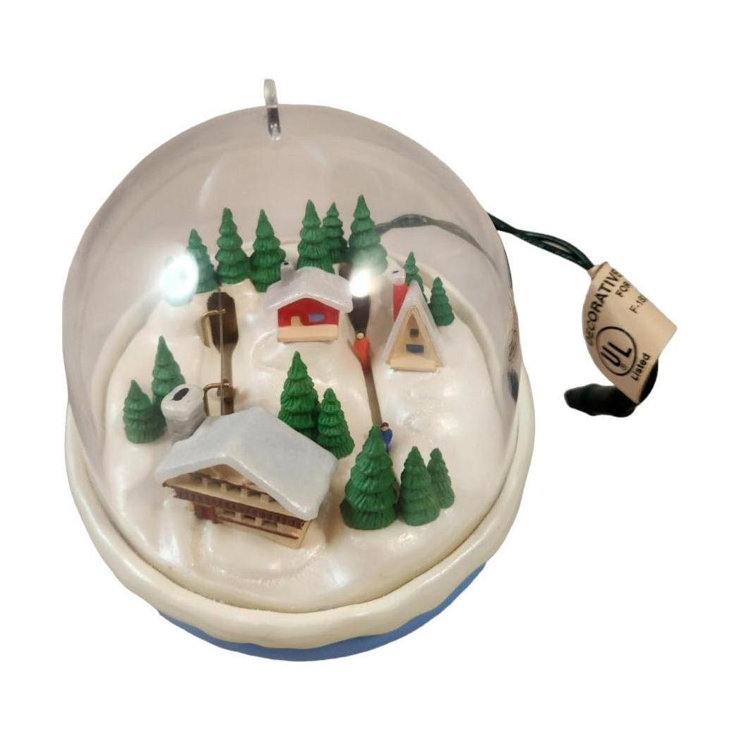 1991 Ski Trip Hallmark Ornament (Magic Globe) QLX7266