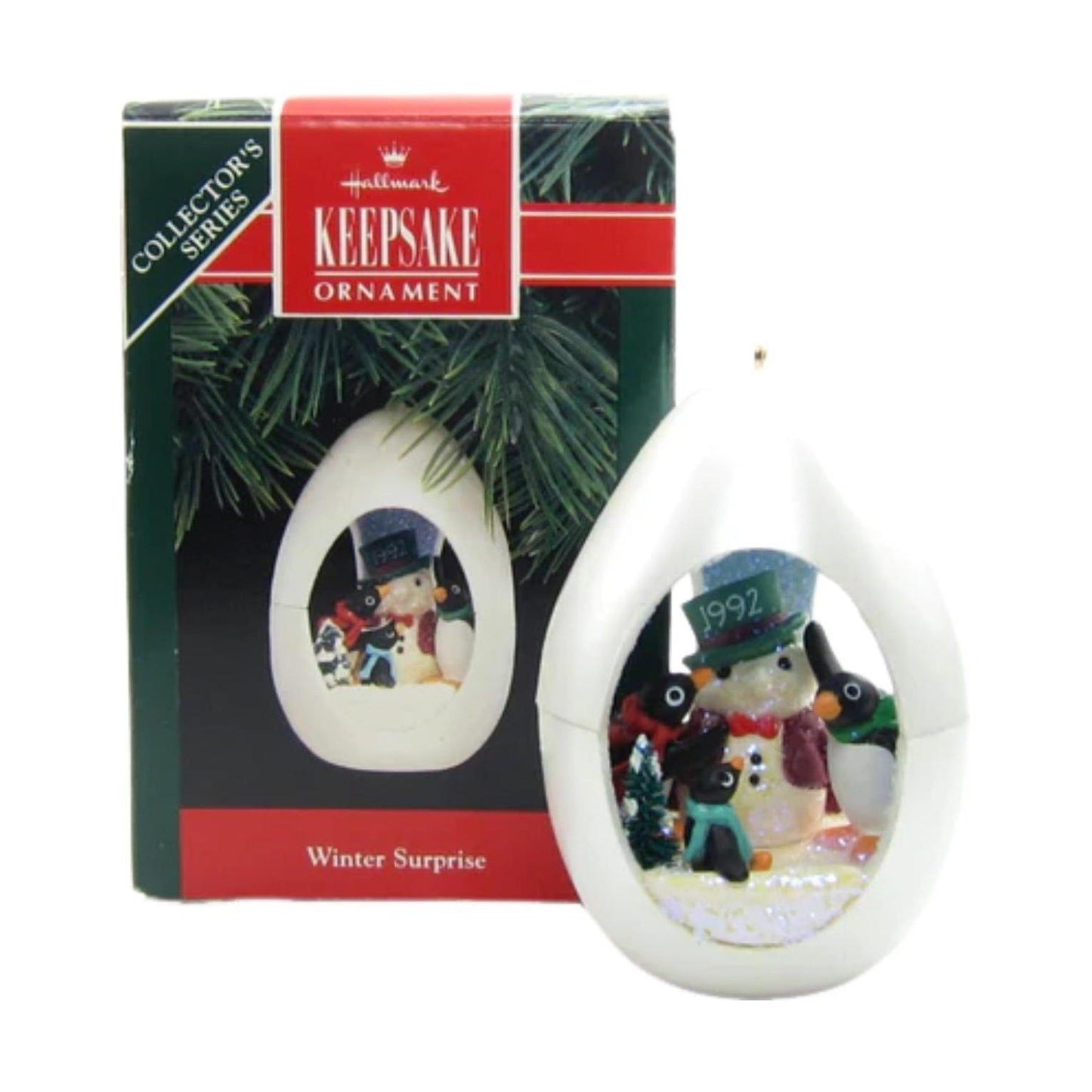1992 Building a Snowman Hallmark Ornament (Winter Surprise) QX4271