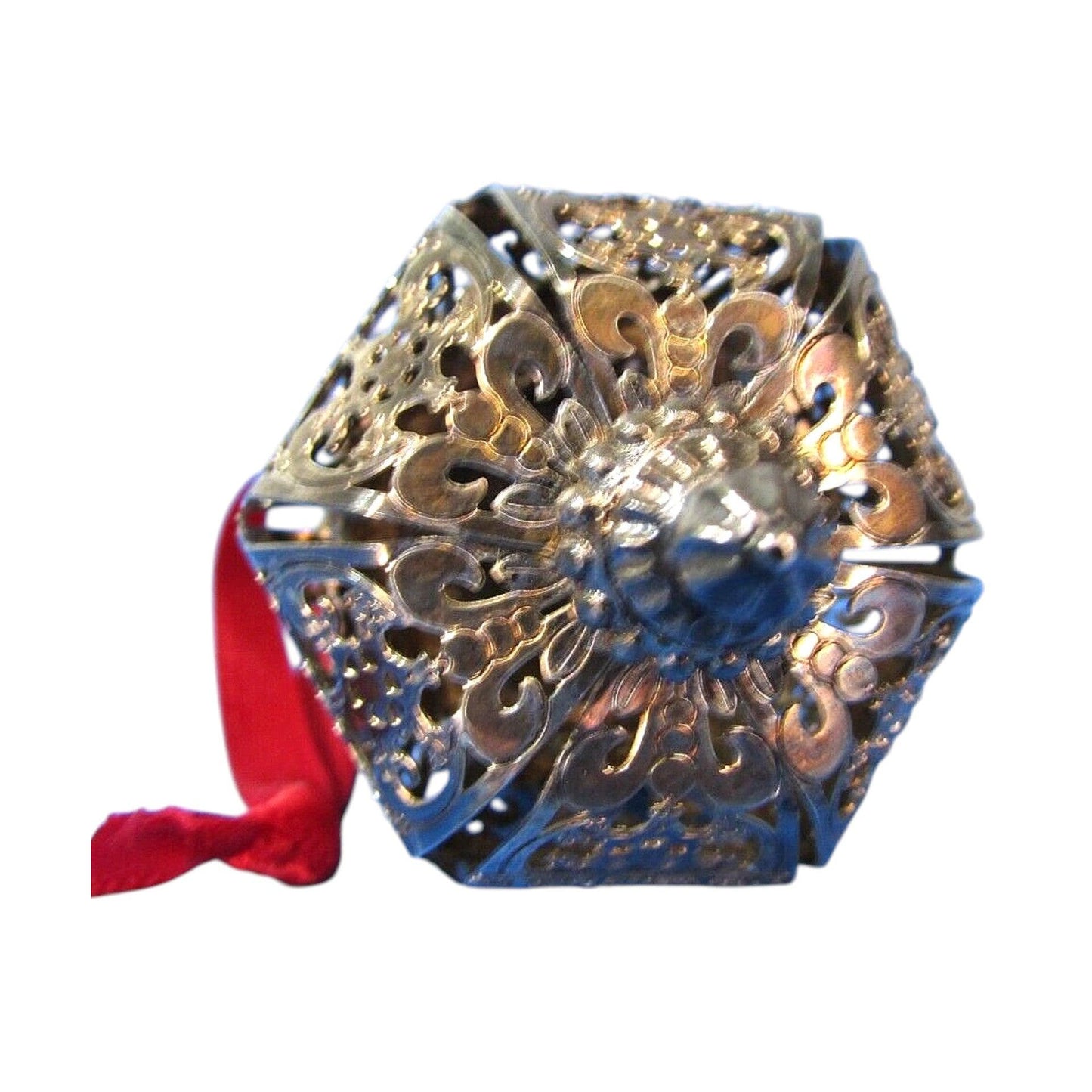 1994 Silver Snowflakes Hallmark Ornament (Snowflake) QK1016