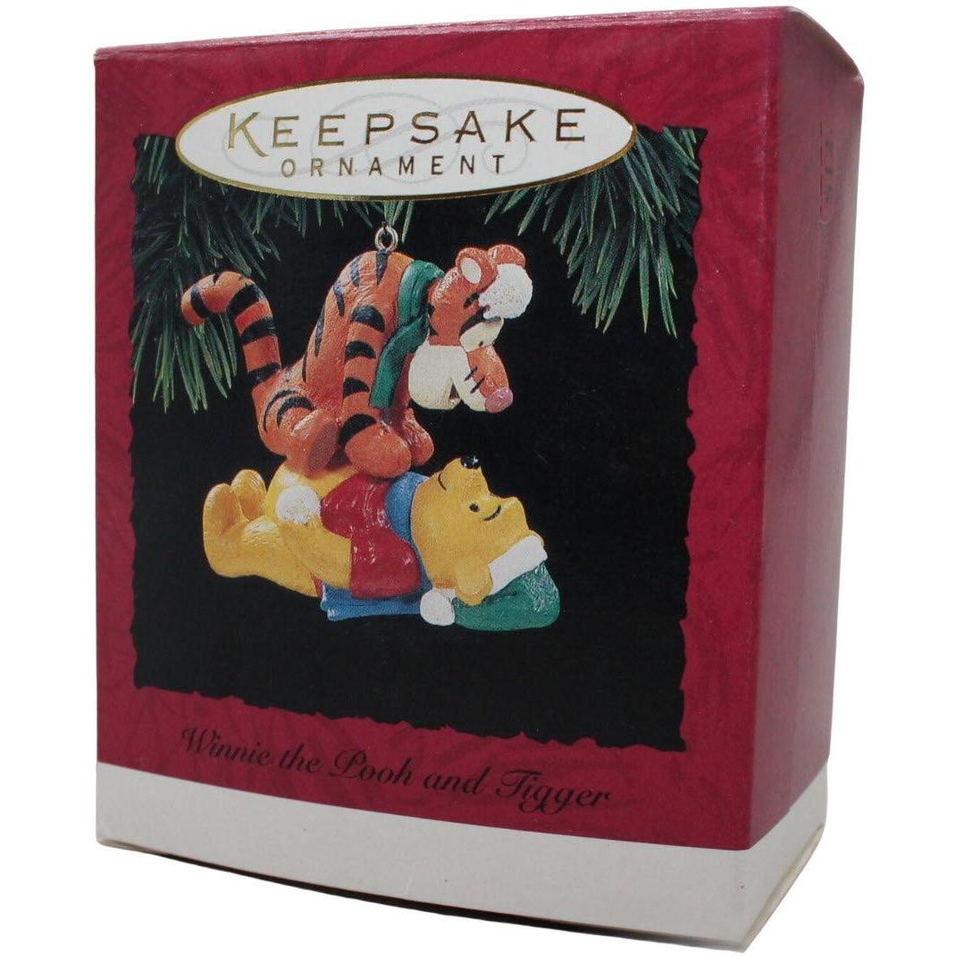 1994 Winnie the Pooh and Tigger Hallmark Ornament (Winnie the Pooh) QX5746