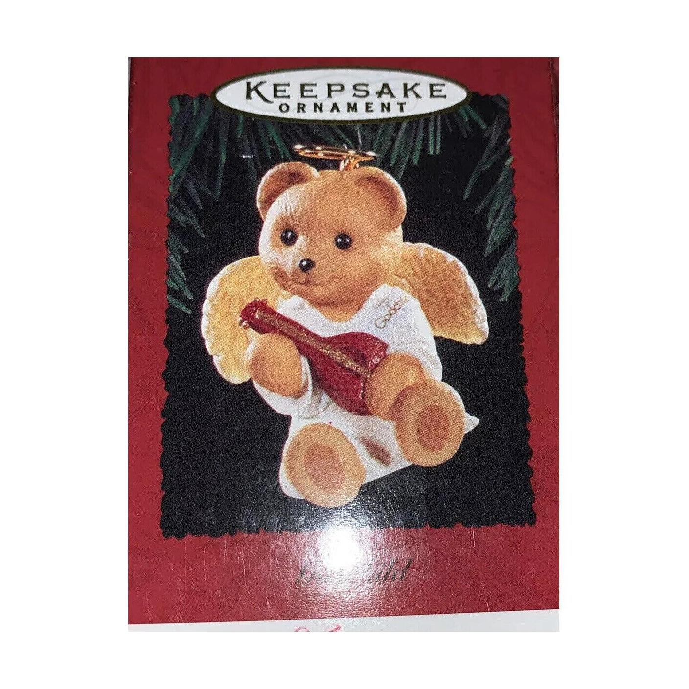 1995 Goldchild Hallmark Ornament (Family) QX5707