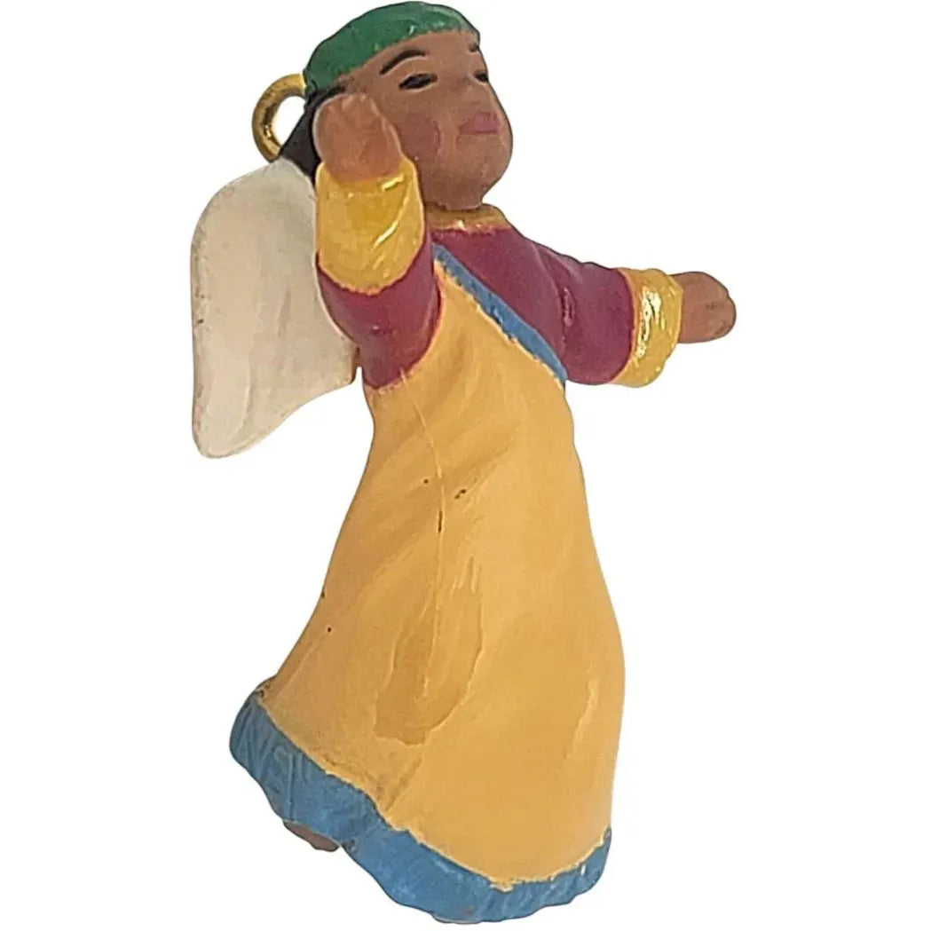 1995 Heavenly Praises Hallmark Ornament (Angel) QXM4037