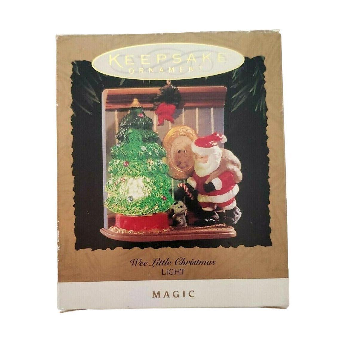1995 Wee Little Christmas Hallmark Ornament (Santa Claus) QLX7329