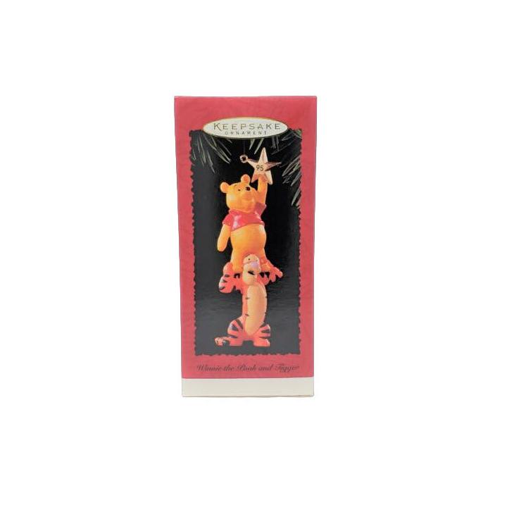 1995 Winnie the Pooh and Tigger Hallmark Ornament (Winnie the Pooh) QX5009