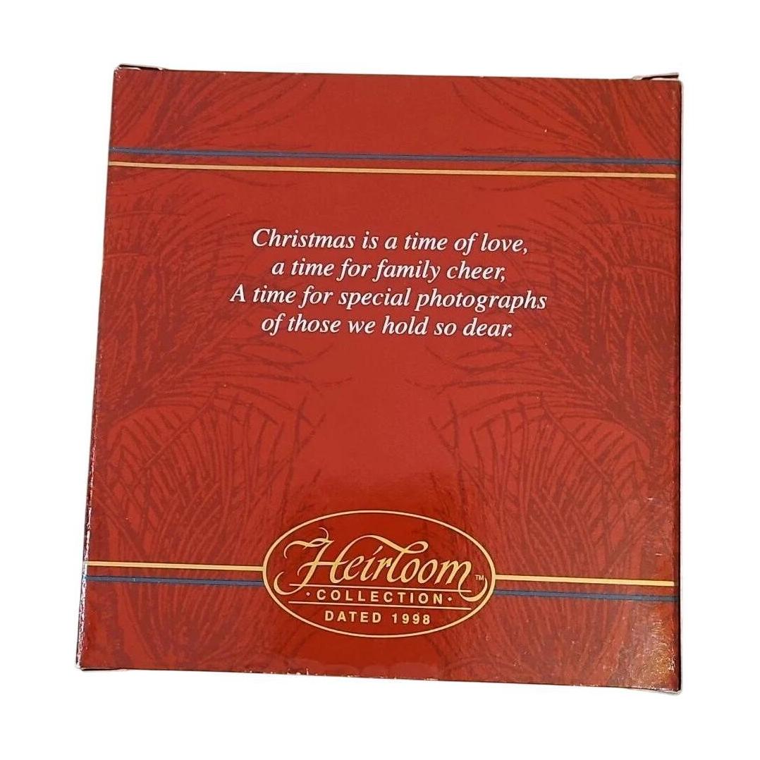 1998 Our Family Photoholder Carlton Cards Ornaments (Photo Holder) CXOR-057Y