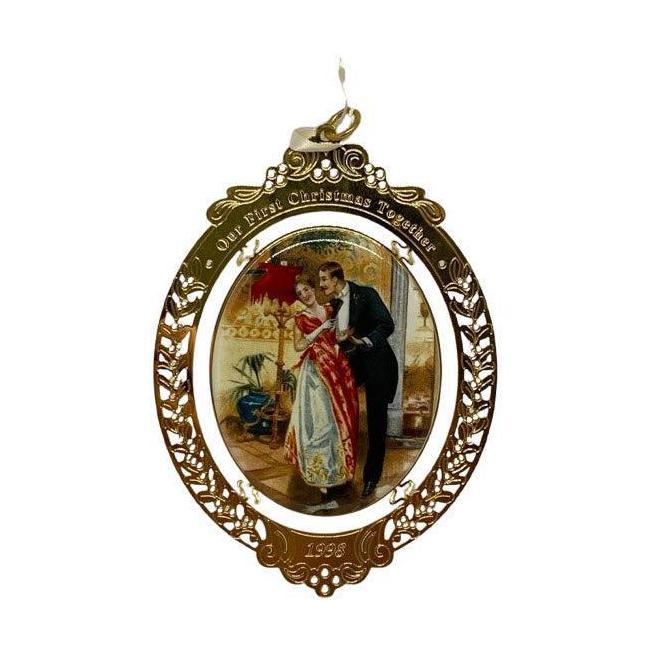 1998 Our First Christmas Together Hallmark Ornament (Our Christmas Together) QX6643 Image6