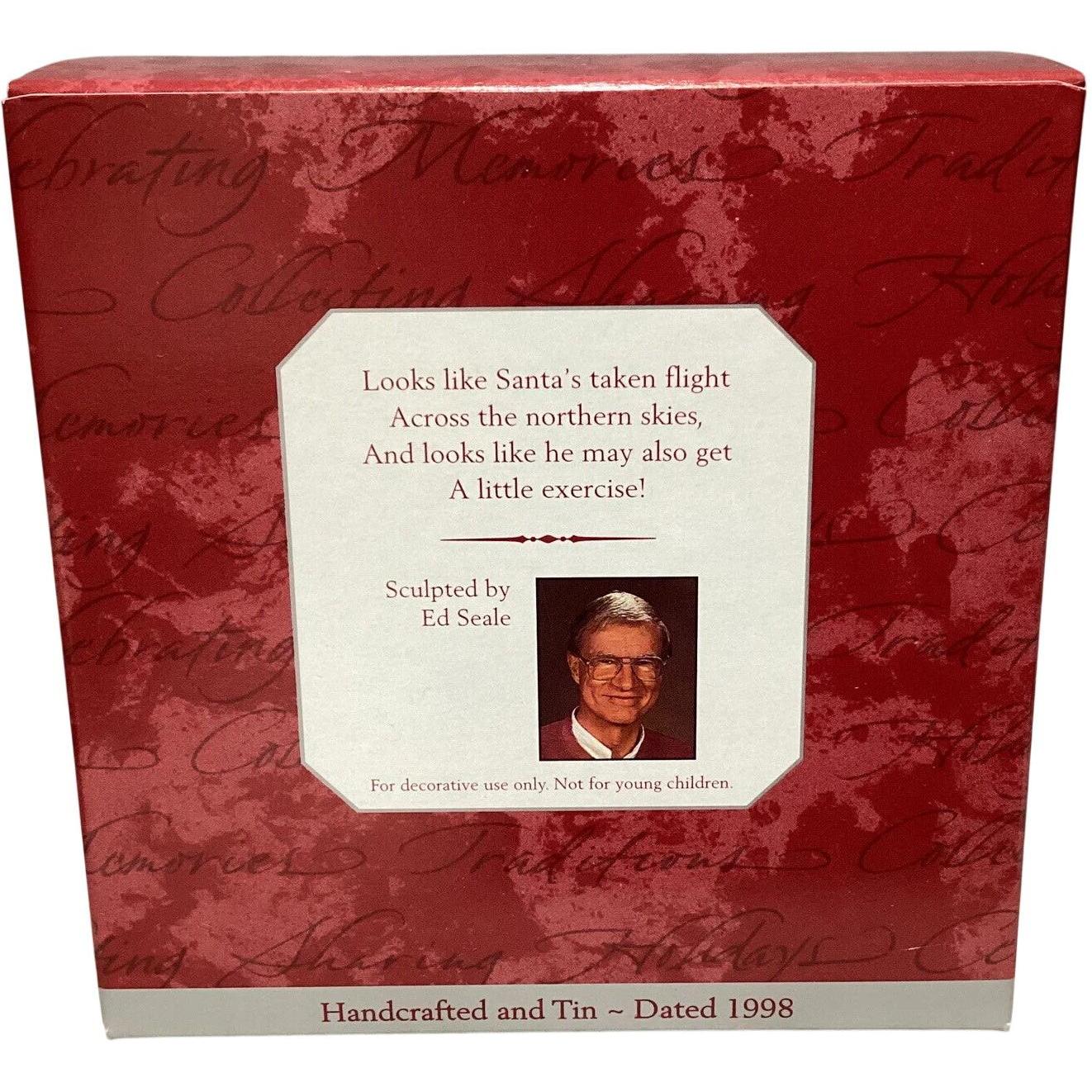 1998 Santa's Flying Machine Hallmark Ornament (Santa Claus) QX6573