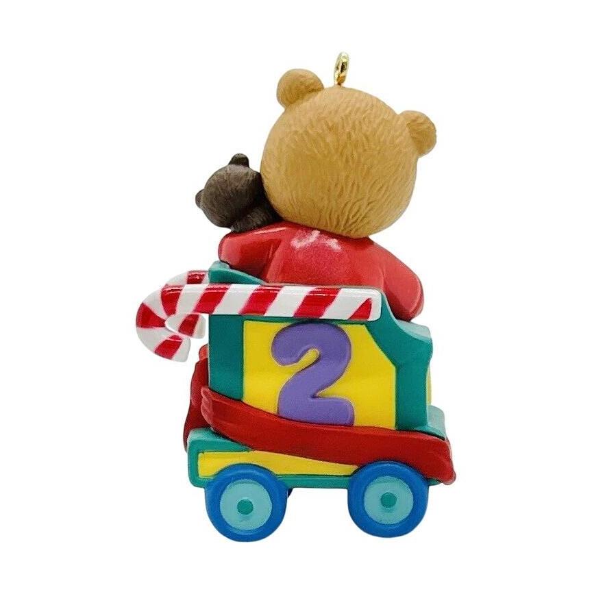 1999 Baby's Second Christmas Hallmark Ornament (Child's Age Collection) QX6669