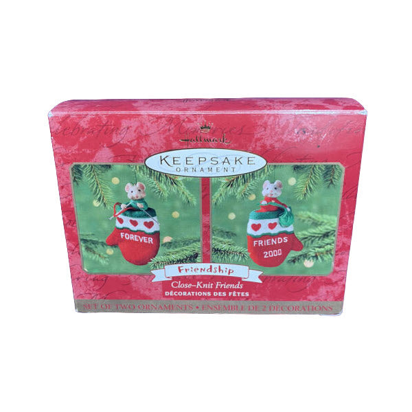 2000 Close-Knit Friends Hallmark Ornament (Friendship Set) QX8204