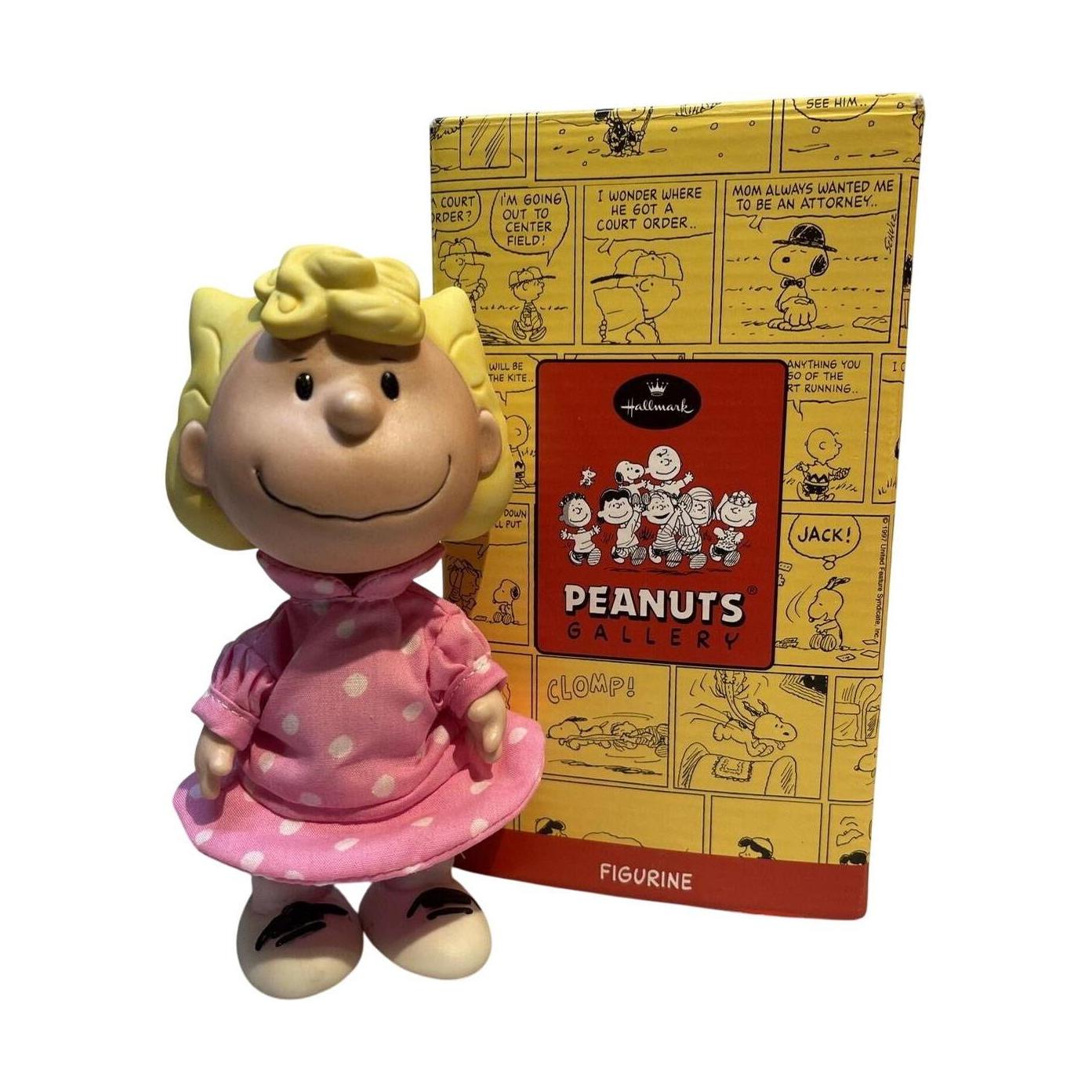 2000 Sally Figurine Hallmark Ornament (Peanuts) QPC4020