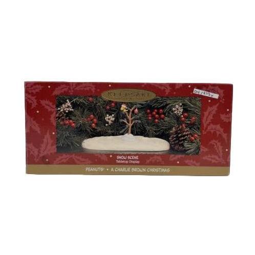 2000 Snow Scene Hallmark Ornament (A Charlie Brown Christmas) QRP4227