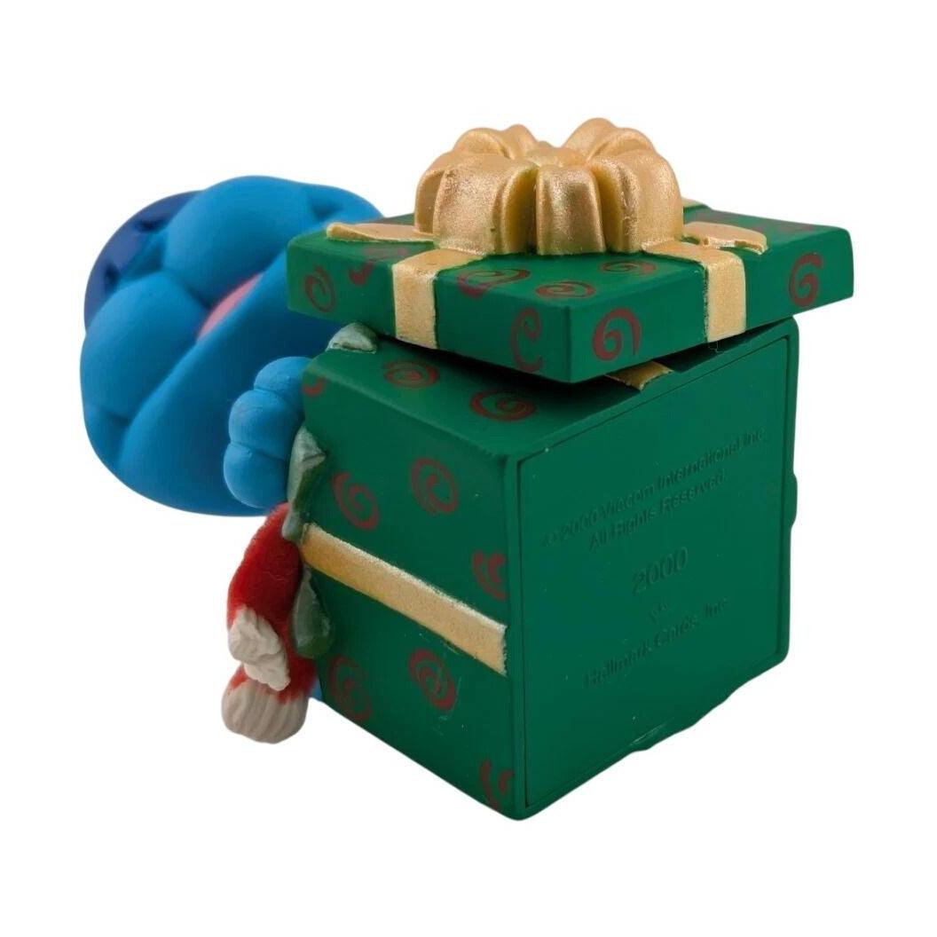 2000 Surprise Package Hallmark Ornament (Blue's Clues) QXI8391