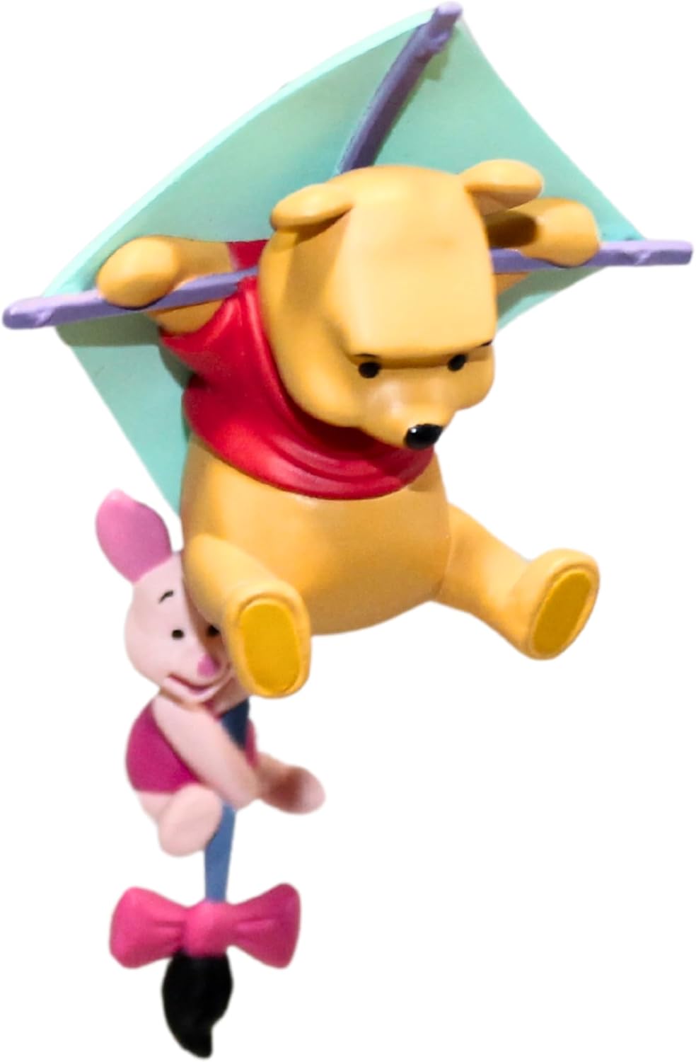 2001 Riding on the Breeze Hallmark Ornament (Winnie the Pooh) QEO8612