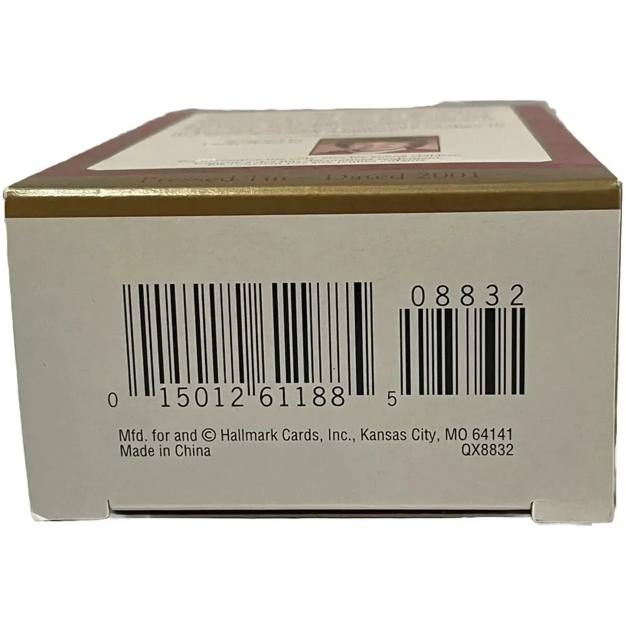 2001 Wreath of Evergreens Hallmark Ornament (Wreath) QX8832