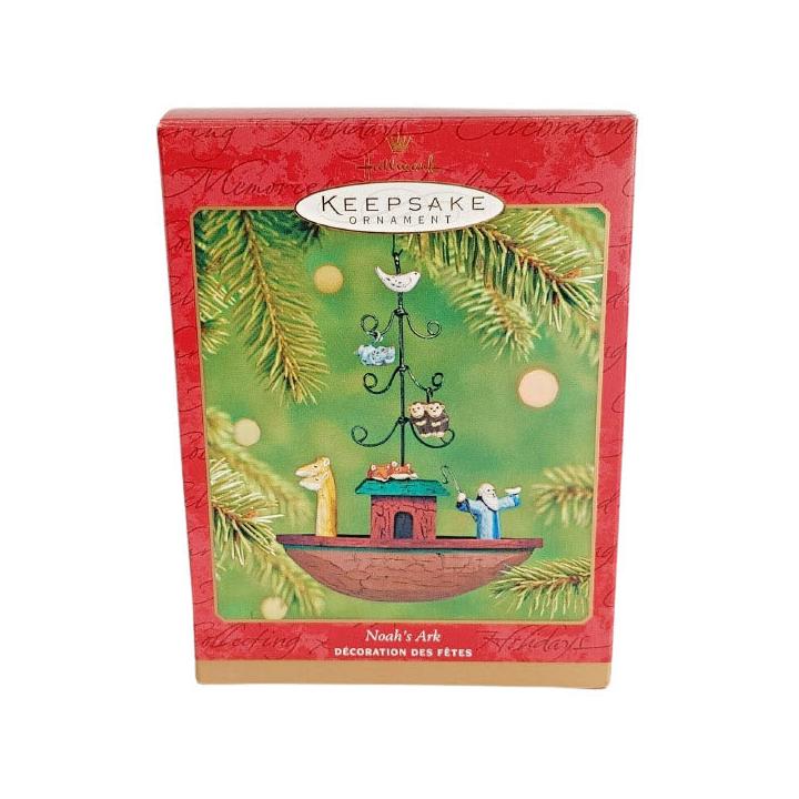 2001 Noah's Ark Hallmark Ornament (Noah's Ark) QX2835