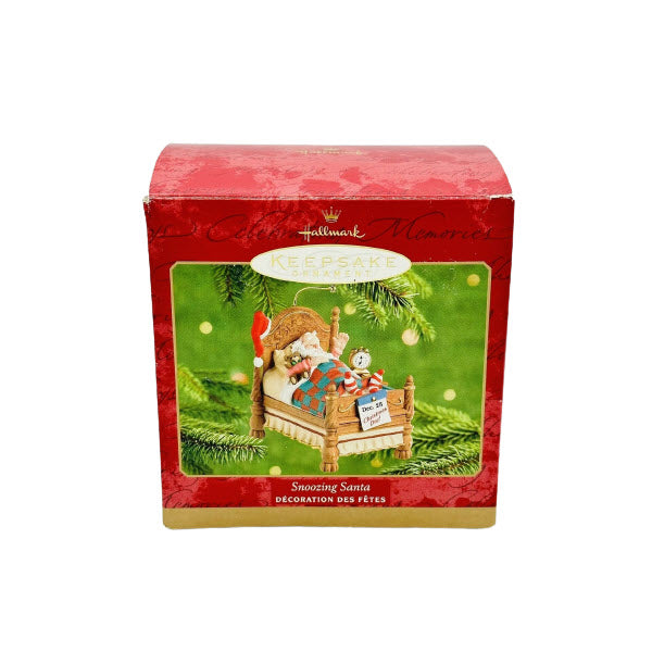 2001 Snoozing Santa Hallmark Ornament (Santa Claus) QX8165