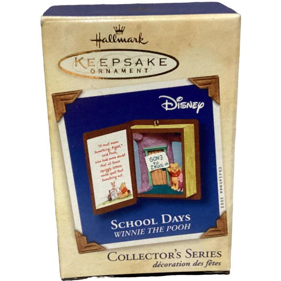 2002 School Hallmark Ornament (Winnie the Pooh) QXD4983