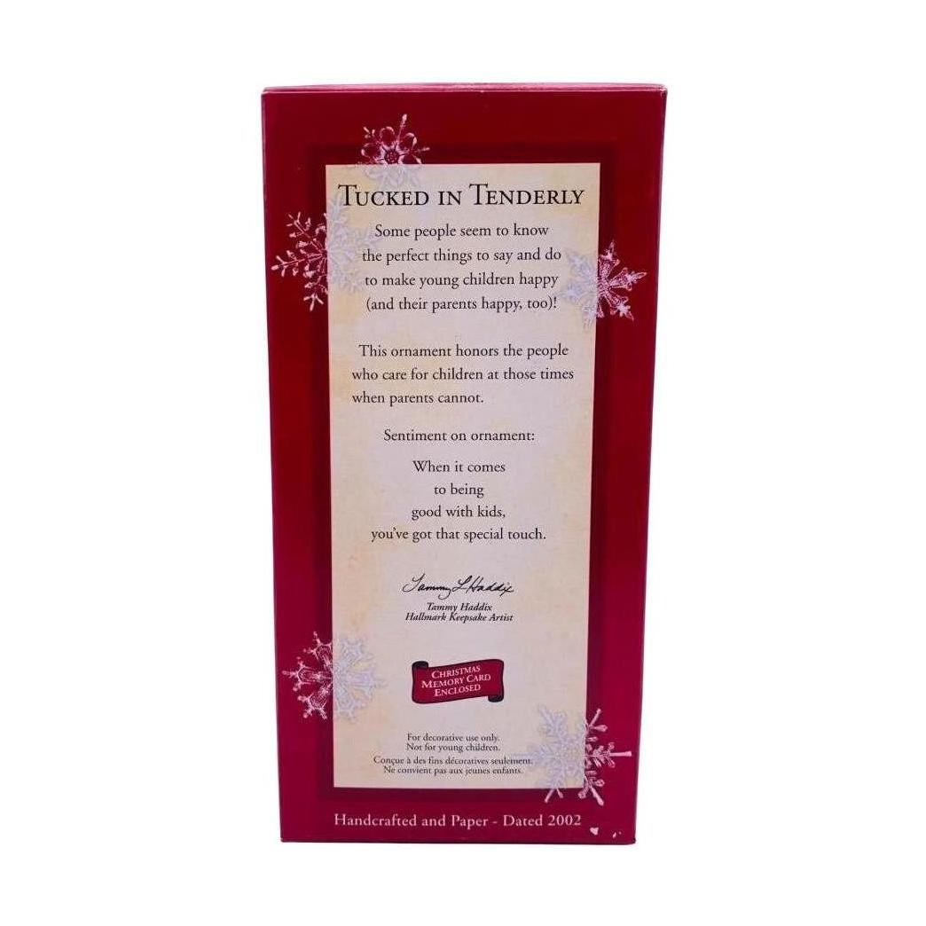 2002 Tucked In Tenderly Hallmark Ornament (Baby) QX2886