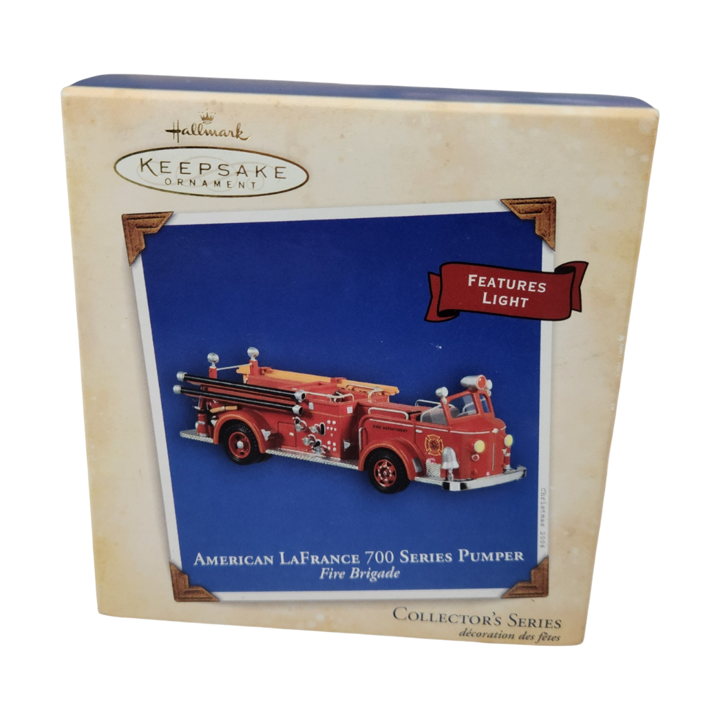 2004 American LaFrance 700 Series Pumper Hallmark Ornament (Fire Brigade) QX8424