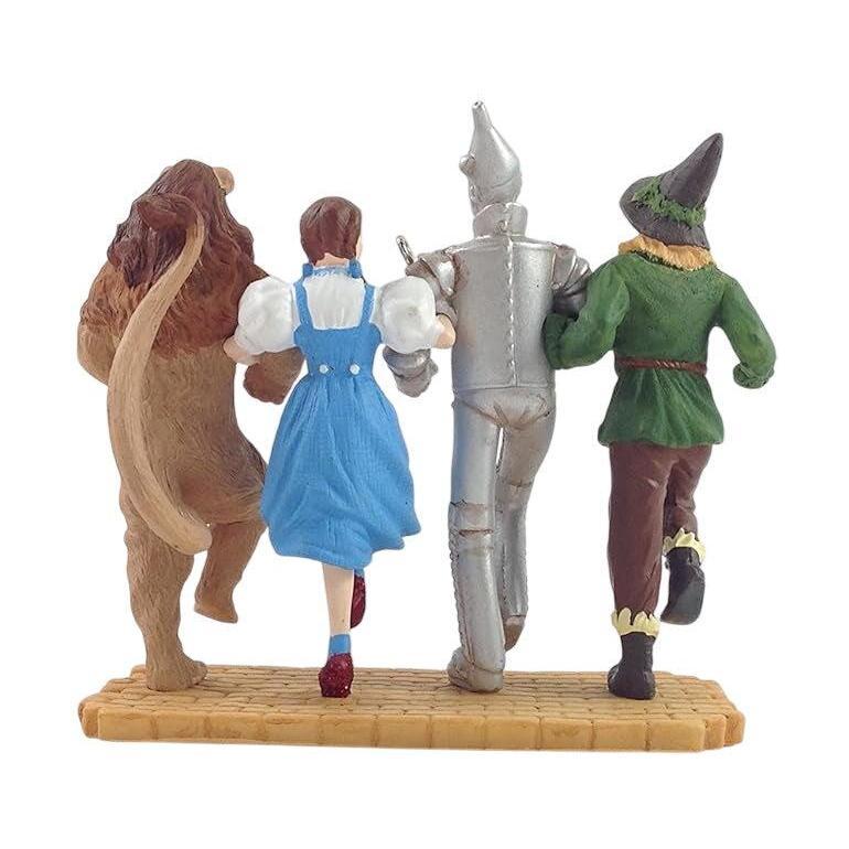 2005 Off To See The Wizard! Hallmark Ornament (The Wizard of Oz) QXI8925