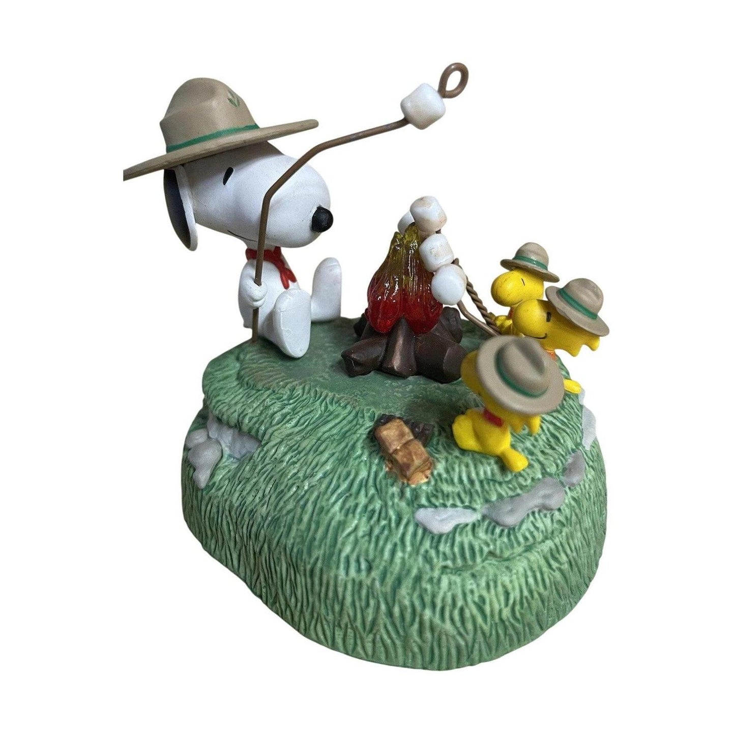 2007 Beagle Scouts' Campfire Hallmark Ornament (Peanuts) QXI4319