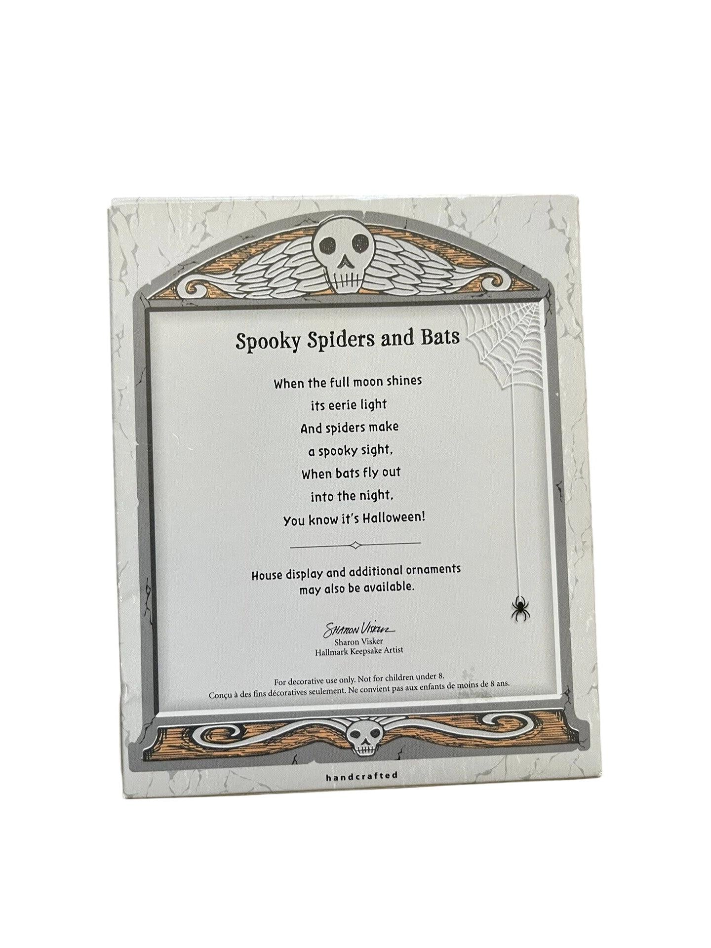 2007 Spooky Spiders and Bats Hallmark Ornament (Halloween) QFO6369