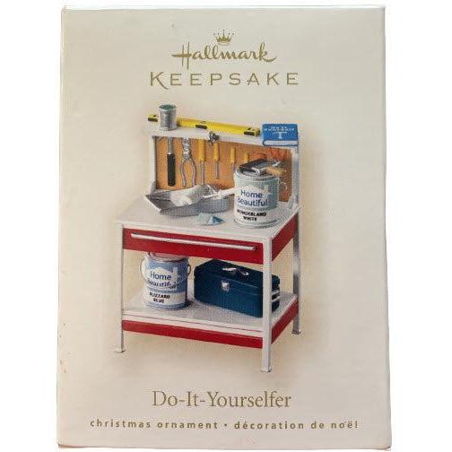 2007 Do-It-Yourselfer Hallmark Ornament (Dad) QXG2099