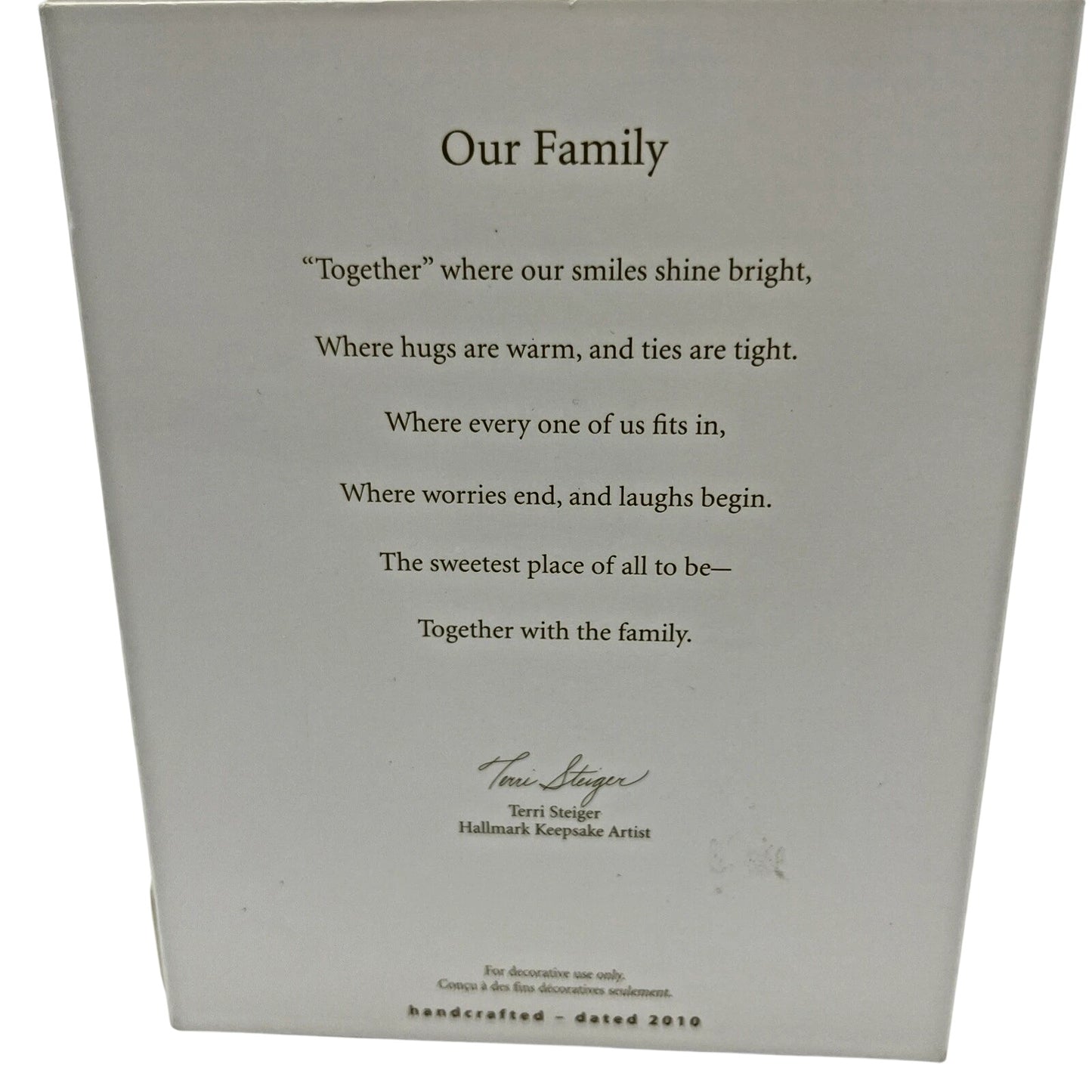 2010 Our Family Hallmark Ornament (Photo Holder) QXG7043