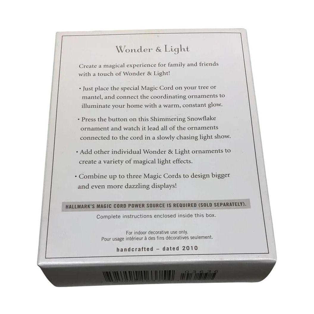 2010 Shimmering Snowflake Hallmark Ornament (Wonder and Light) QXG3636