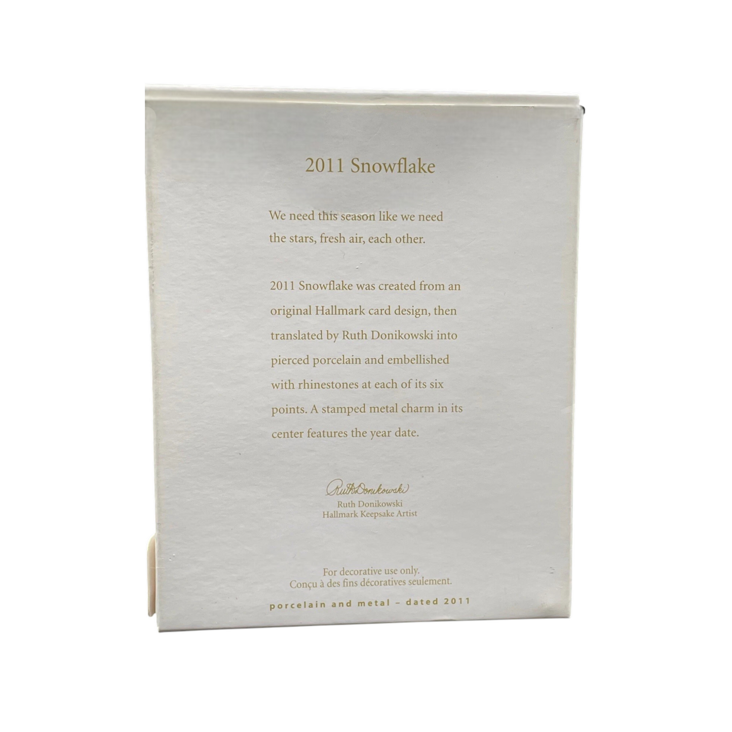 2011 Snowflake Hallmark Ornament (Simply Beautiful) QXG3519