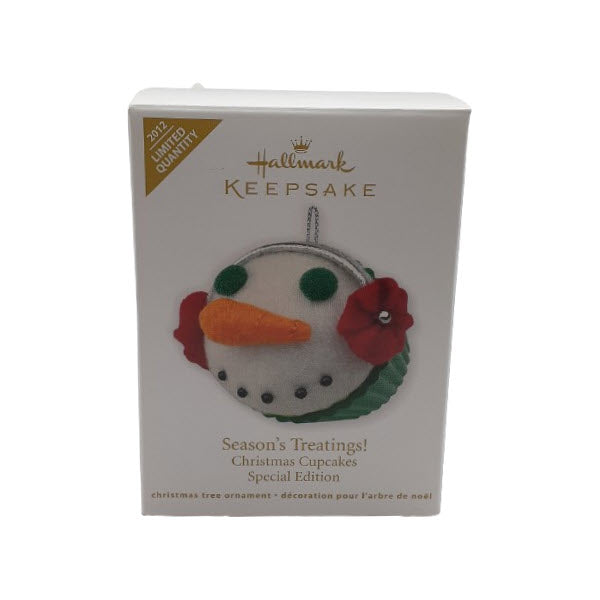 2012 Season's Treatings (Christmas Cupcakes)