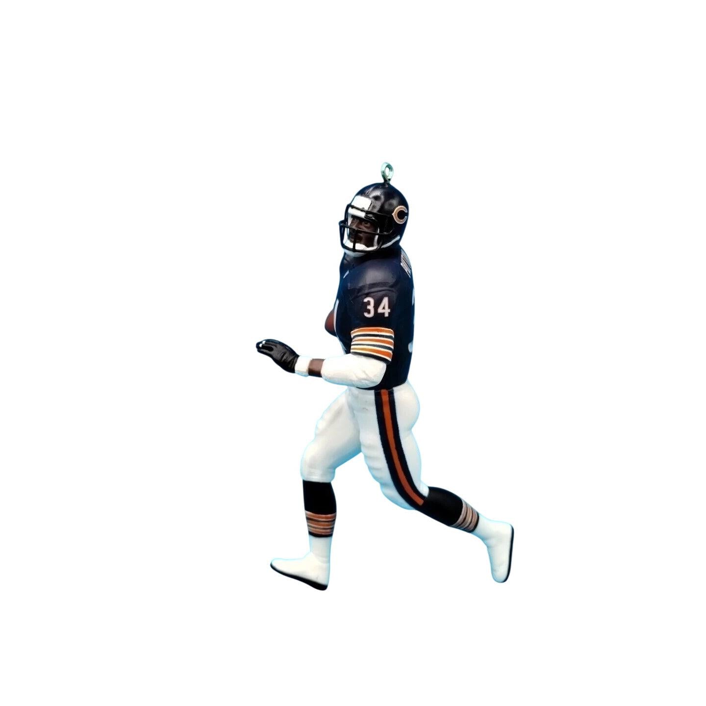 2012 Walter Payton Hallmark Ornament (Football Legends) QXI2194