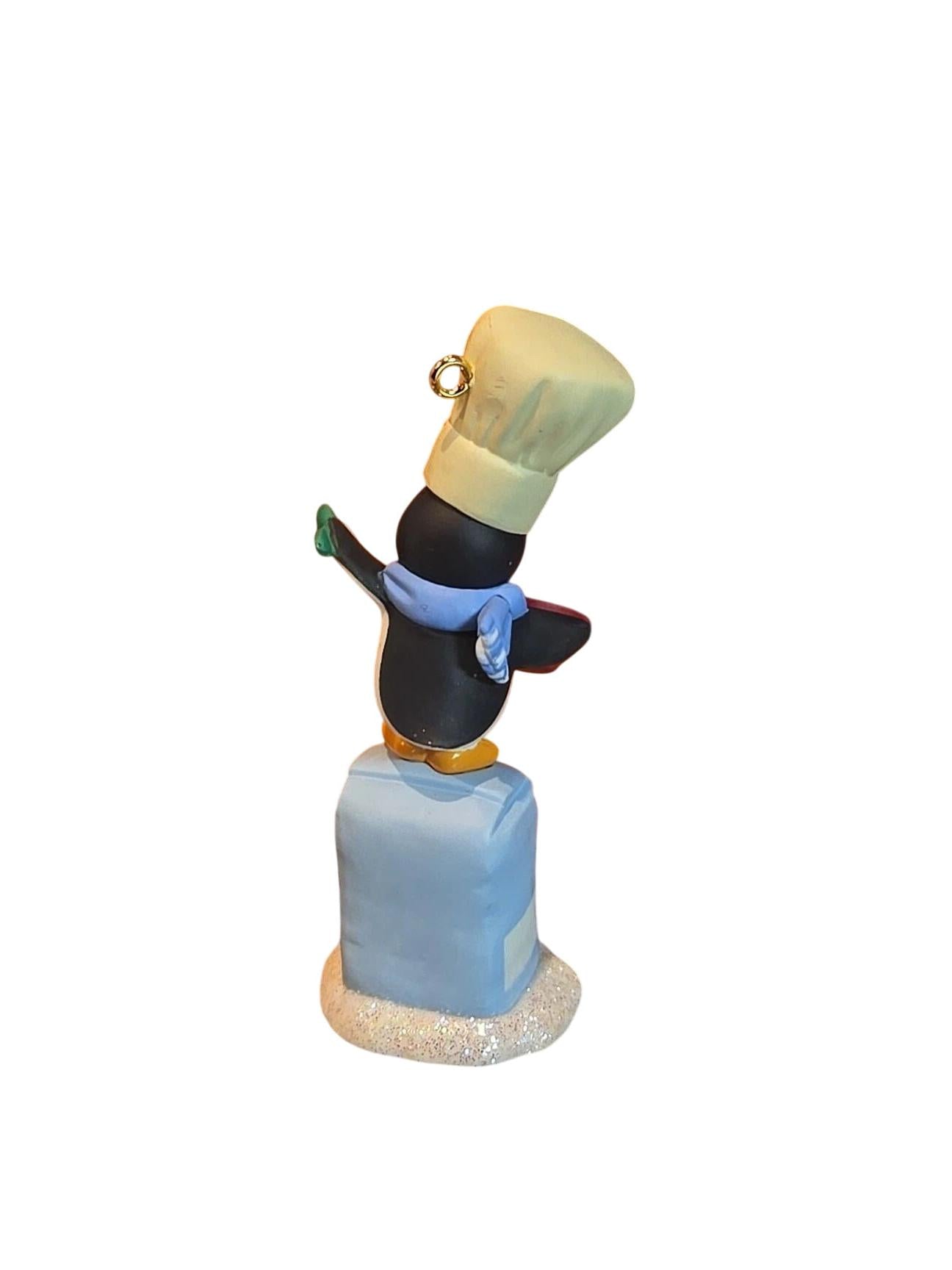 2014 Sweet Treat Penguin Hallmark Ornament (Merry Makers) QRP5926