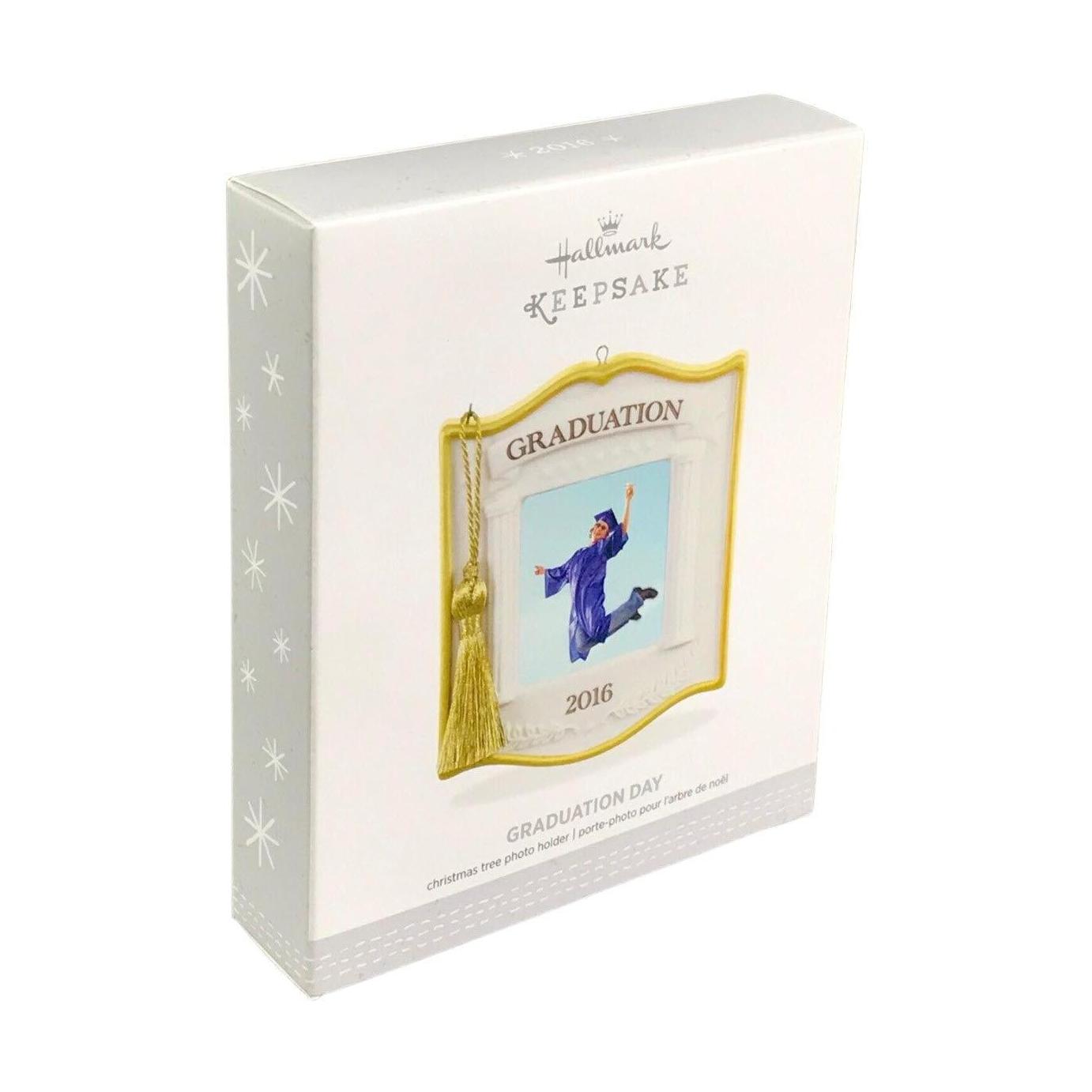 2016 Graduation Day Hallmark Ornament (Photo Holder) QHX1091
