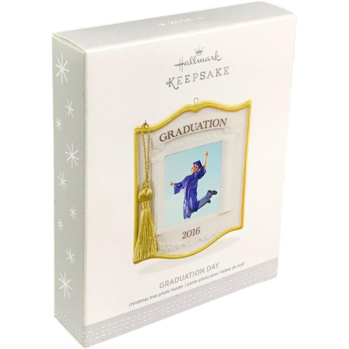 2016 Graduation Day Hallmark Ornament (Photo Holder) QHX1091