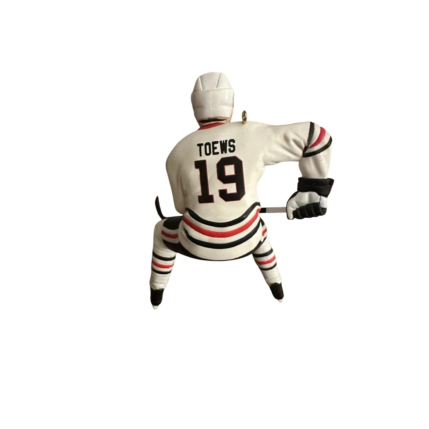 2016 Jonathan Toews Hallmark Ornament (Hockey Greats) QXI3624