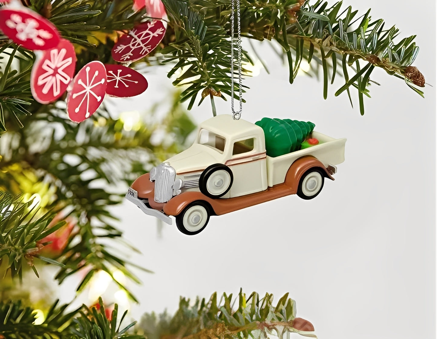 2018 1936 GMC Pickup Hallmark Ornament (All-American Trucks) QXE3192