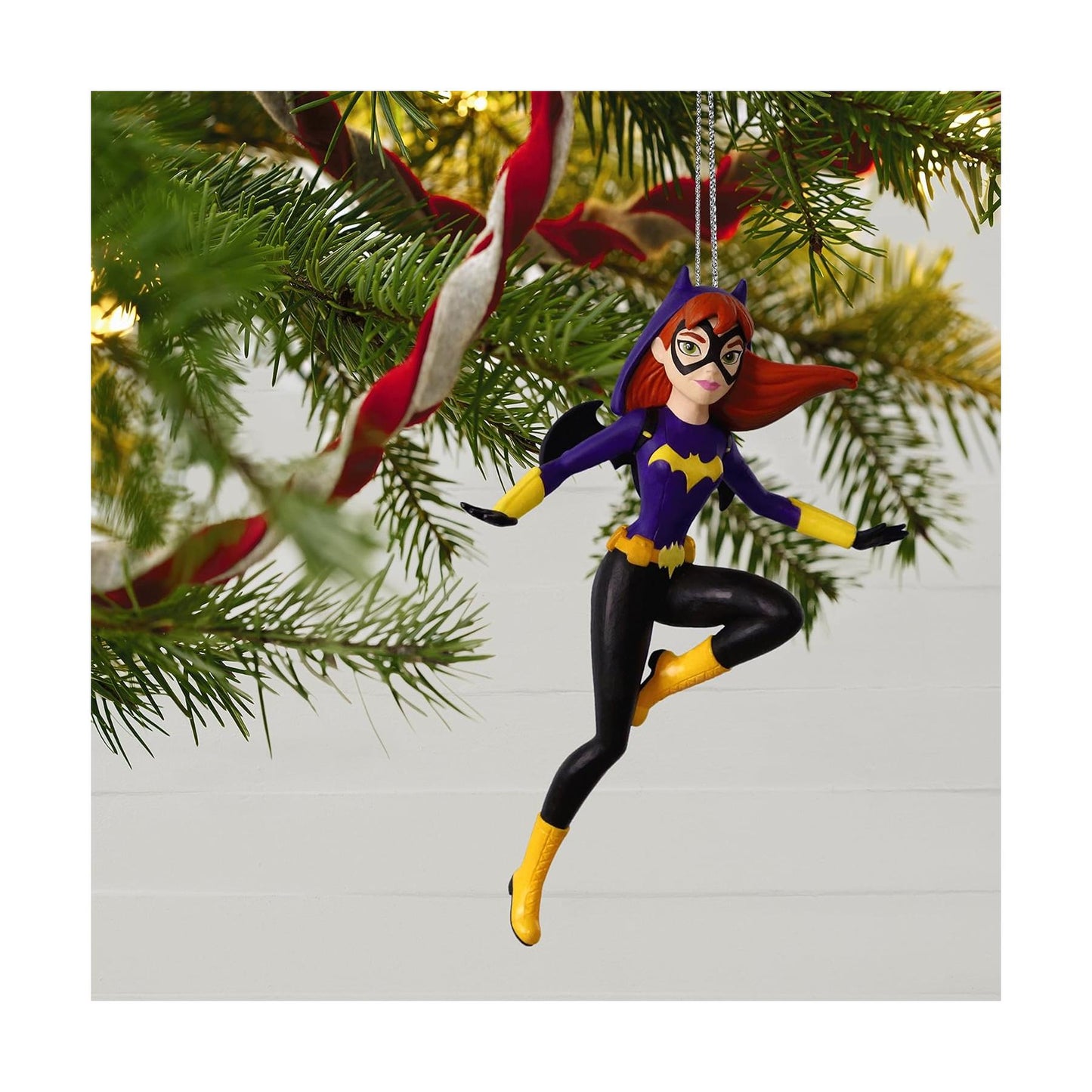 2018 Batgirl Hallmark Ornament (Super Heroes) QXI3013