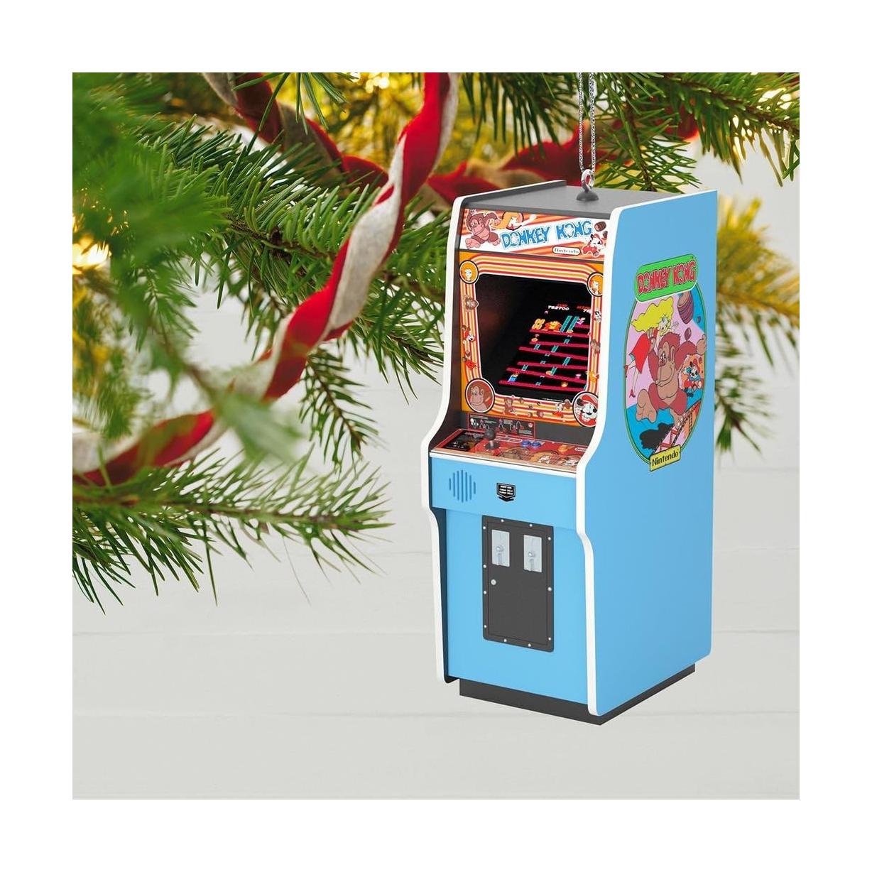 2018 Donkey Kong Hallmark Ornament (Nintendo) QXI2923