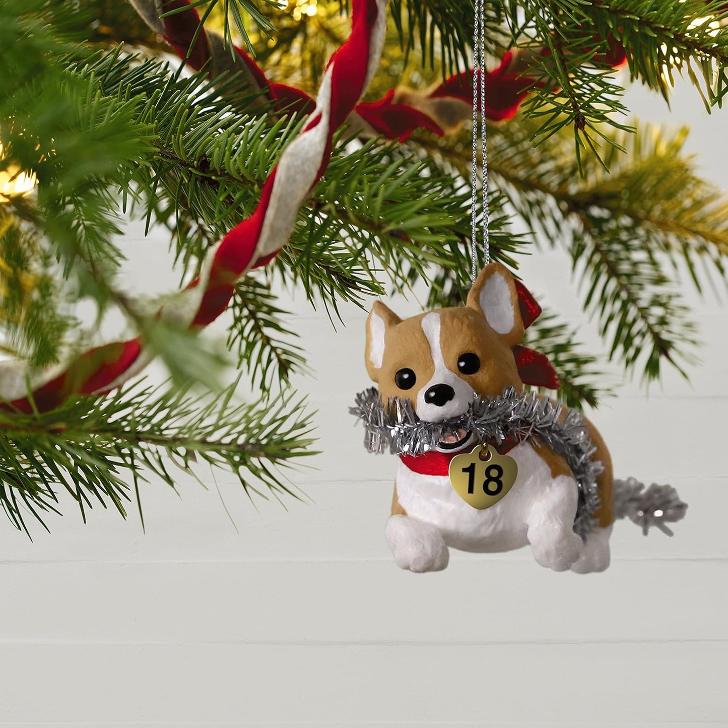 2018 Welsh Corgi Hallmark Ornament (Puppy Love) QX9346