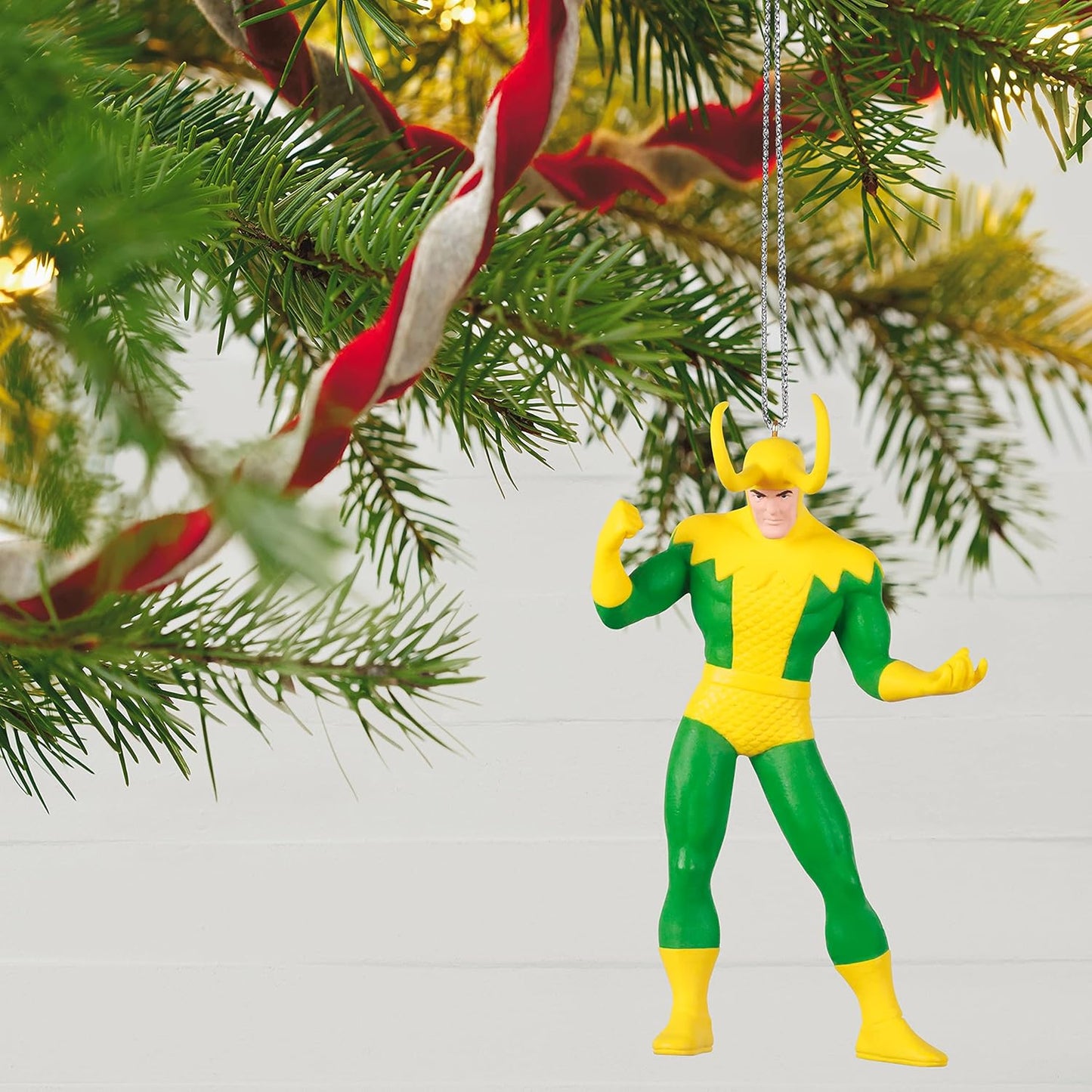 2021 Loki Hallmark Ornament (Super Heroes) QXI7465