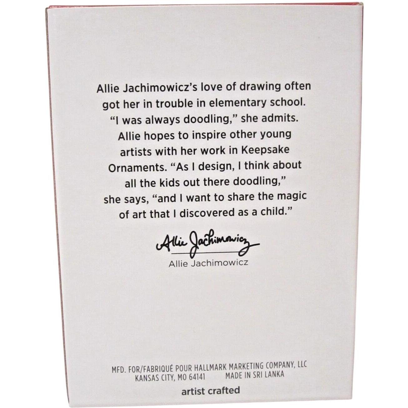 2022 GrandDaughter Hallmark Ornament (Family) QGO2333