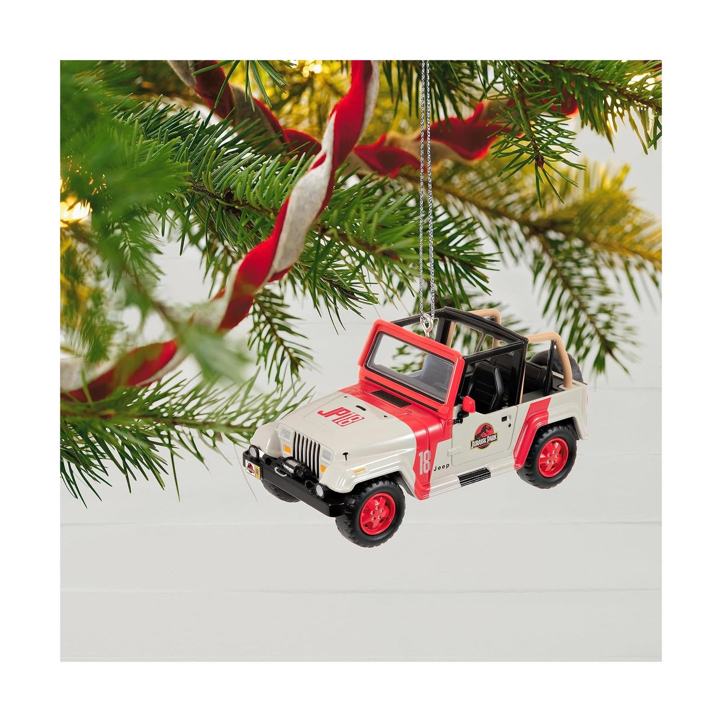 2023 Hallmark Ornament (1992) Jeep Wrangler Hallmark Ornament (The Car's the Star) QXR8149 Image4