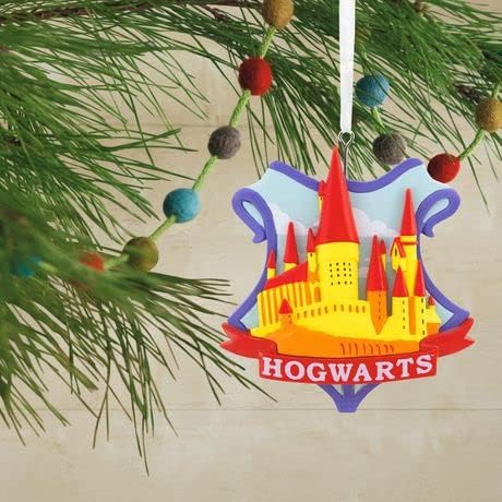 2023 Hogwarts Castle Hallmark Ornament (Harry Potter) 2HCM9132