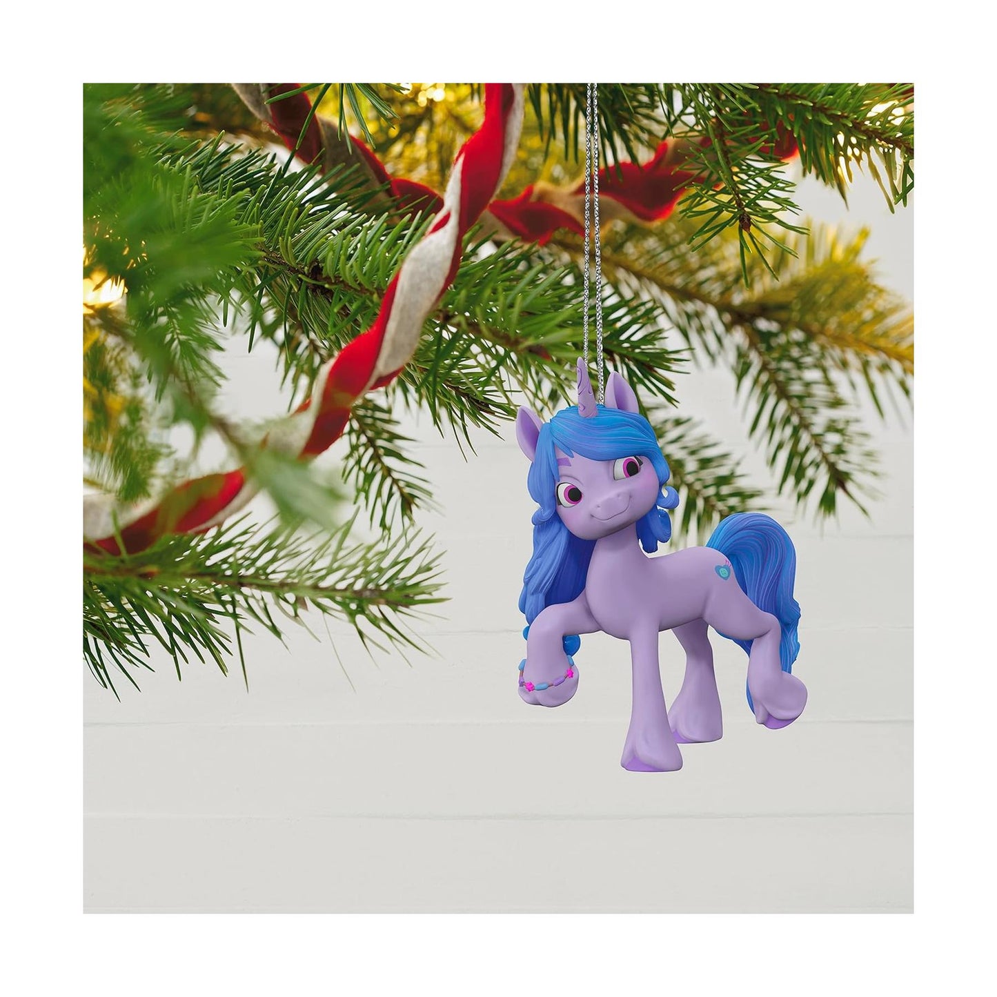 2023 Izzy Moonbow Hallmark Ornament (My Little Pony) QXI7327