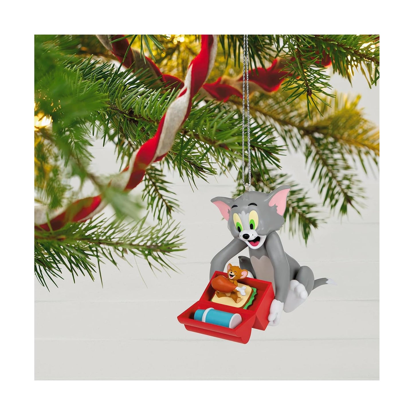 2023 What's for Lunch? Hallmark Ornament (Tom and Jerry) QXI6059