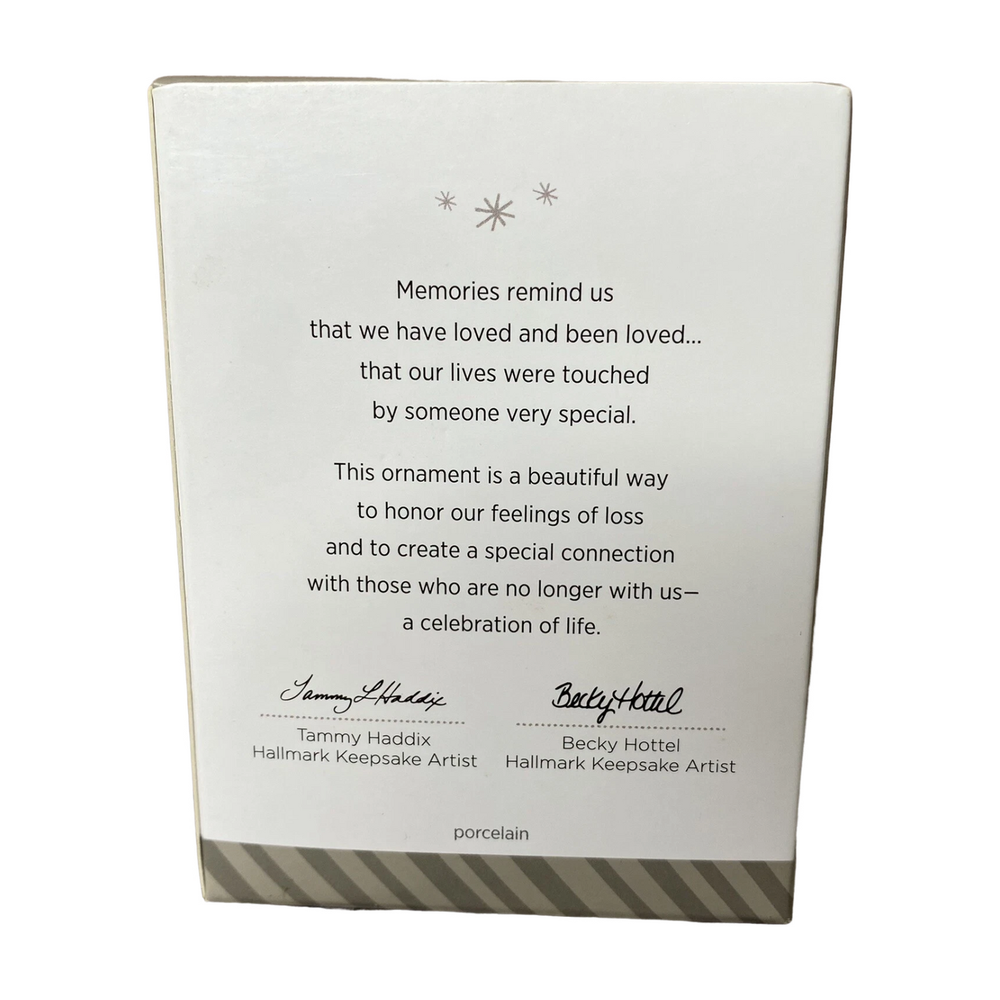 2014 Always Remembered Hallmark Ornament (Always Remembered) QGO1146